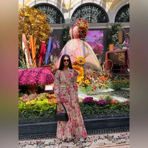 ❤️🥰Like this post for Posh Show Notifications - Picture 9 of 11